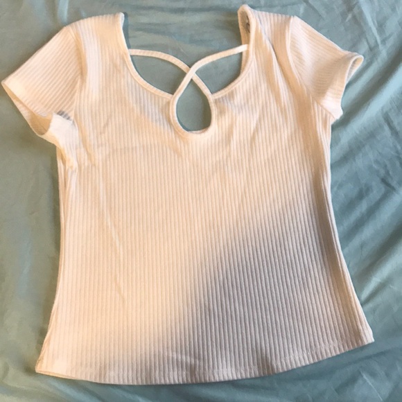 Off white shirt - Picture 2 of 3